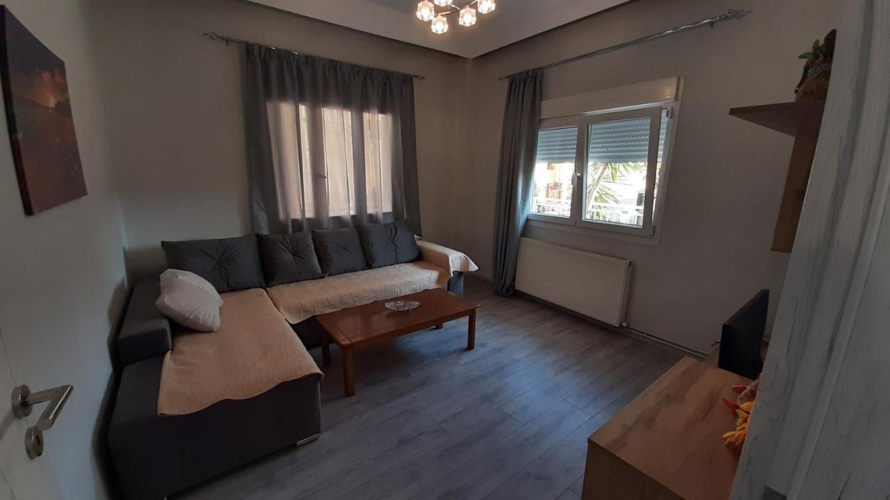 Irida Apartments Nea Skioni Bagian luar foto